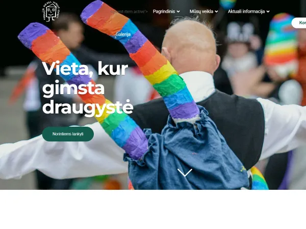„VšĮ Markučių dienos veiklos centras“ svetainė – pagrindinis puslapis kompiuterio ekrane