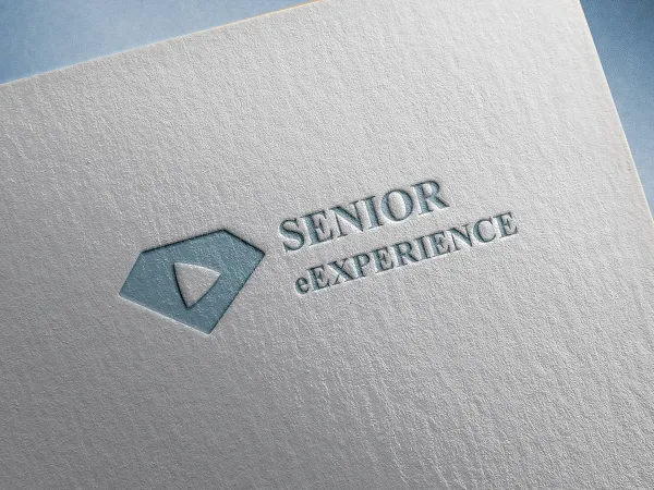 “Senior eExperience” logo – presentation